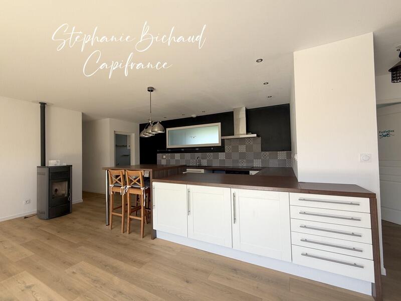 Maison - 111 m² - 4 pièces