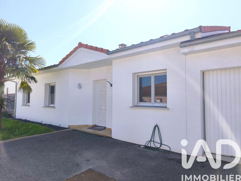 Maison - 105 m² - 4 pièces