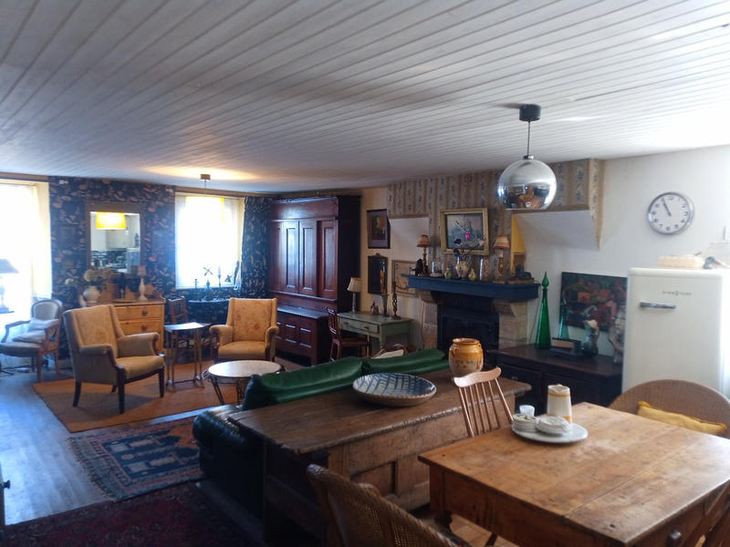 Maison - 168 m² - 8 pièces