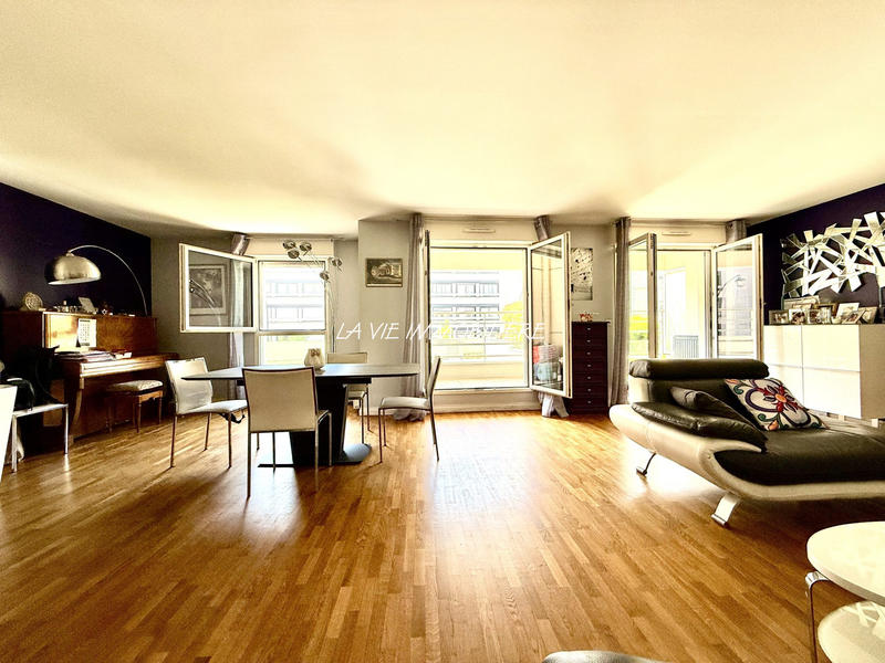 Appartement - 140 m² - 6 pièces