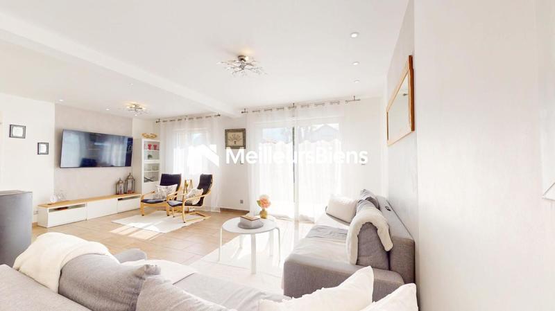 Maison - 114 m² - 5 pièces