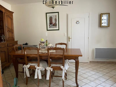 Maison - 168 m² - 7 pièces