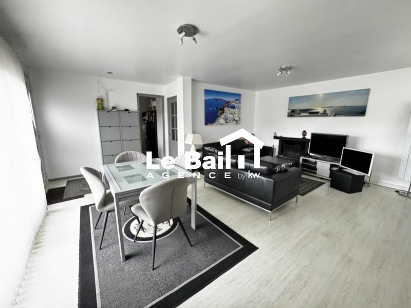 Maison - 105 m² - 5 pièces