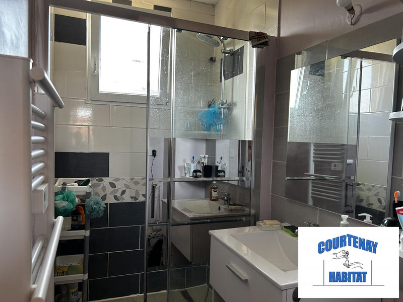 Maison - 74 m² - 4 pièces