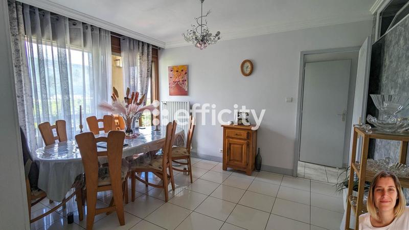 Appartement - 91 m² - 4 pièces