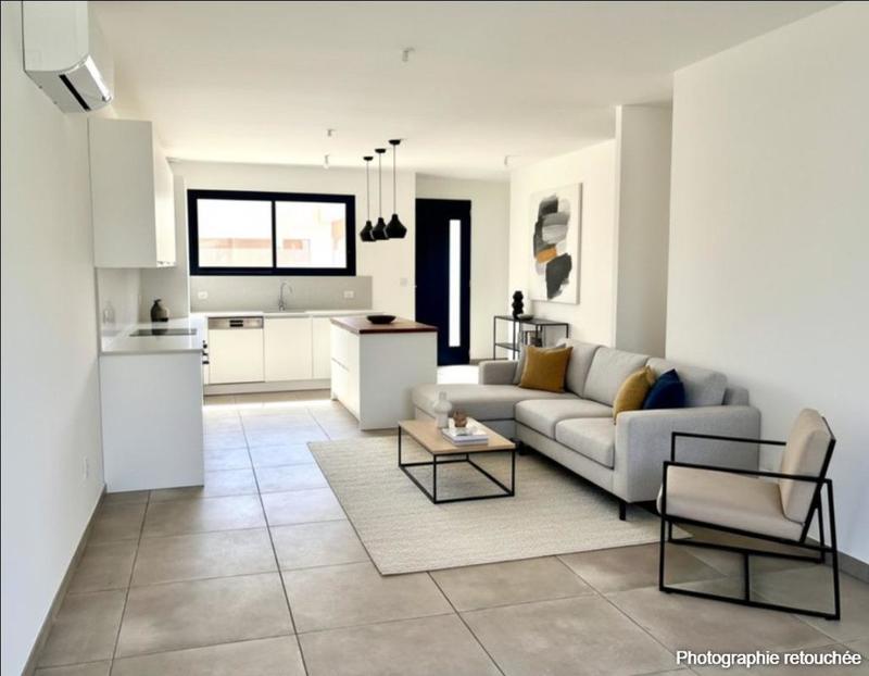 Maison - 93 m² - 4 pièces