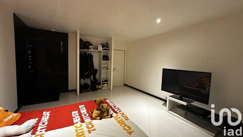 Maison - 265 m² - 6 pièces