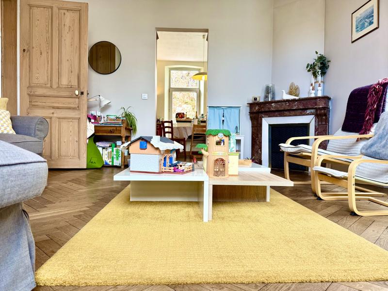 Maison - 226 m² - 9 pièces