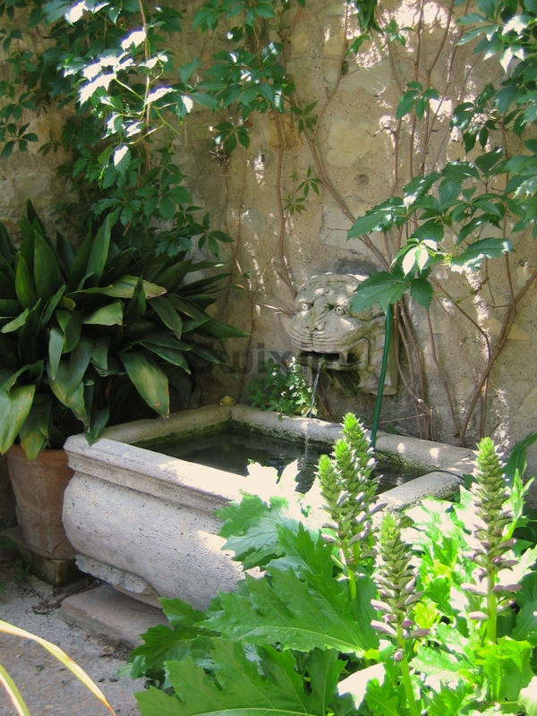 Maison de village - 400 m² - 21 pièces