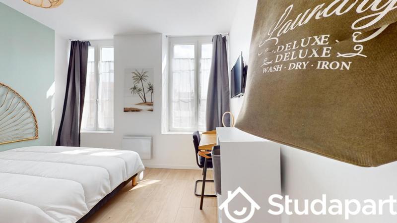 Chambre - 12 m² - 1 pièce