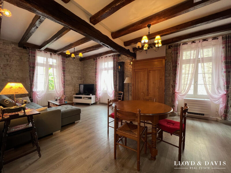 Maison - 155 m² - 7 pièces