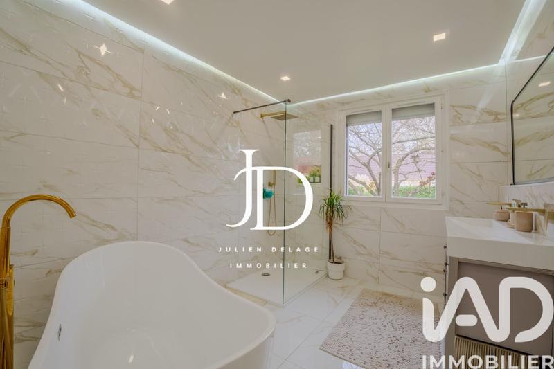 Maison - 190 m² - 7 pièces