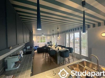 Chambre - 17 m² - 1 pièce