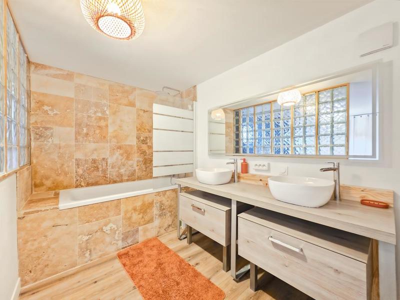 Maison - 126 m² - 5 pièces