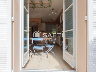 Maison - 227 m² - 8 pièces