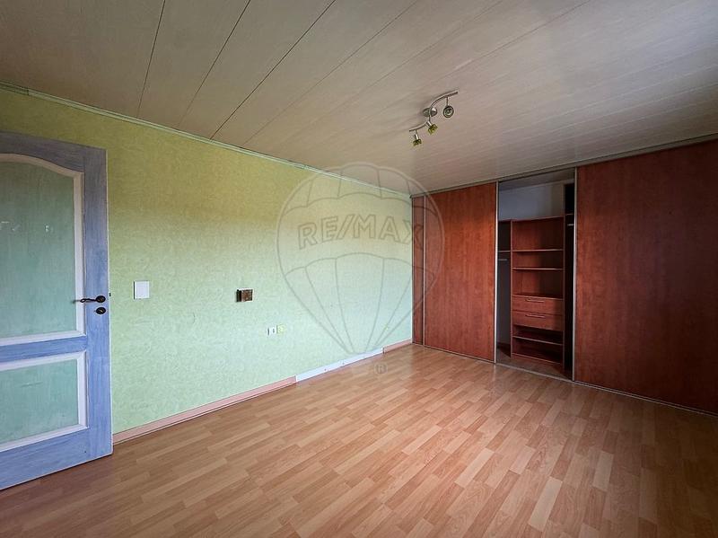 Maison - 240 m² - 7 pièces