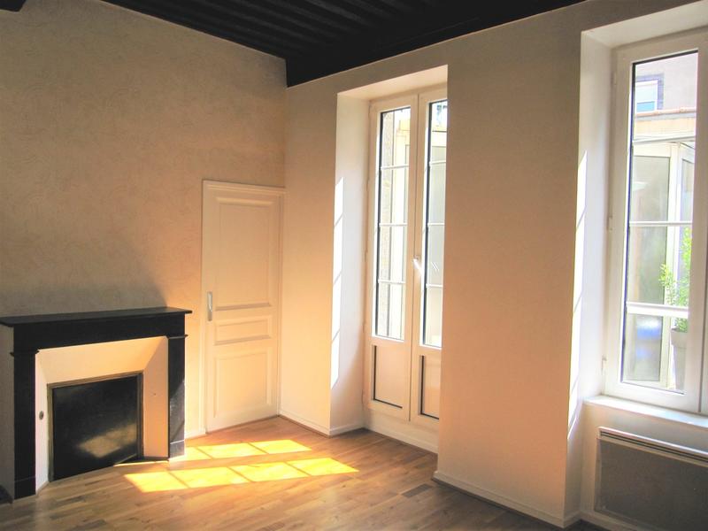 Appartement - 70 m² - 2 pièces