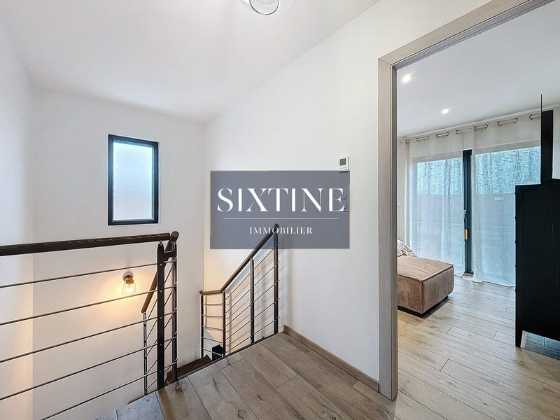 Maison contemporaine - 131 m² - 5 pièces