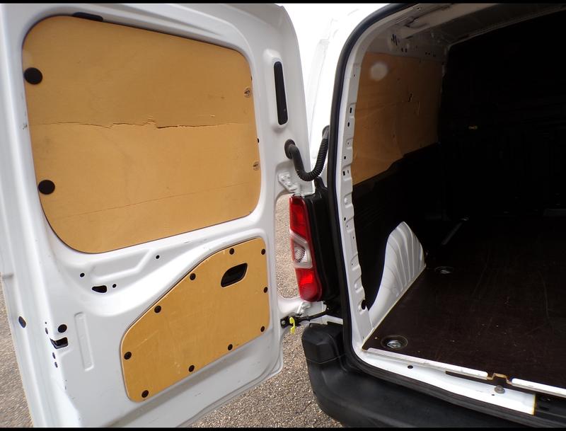 Citroën Berlingo Bhdi 100 Club Bvm