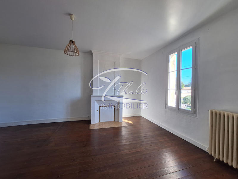 Maison ancienne - 201 m² - 7 pièces