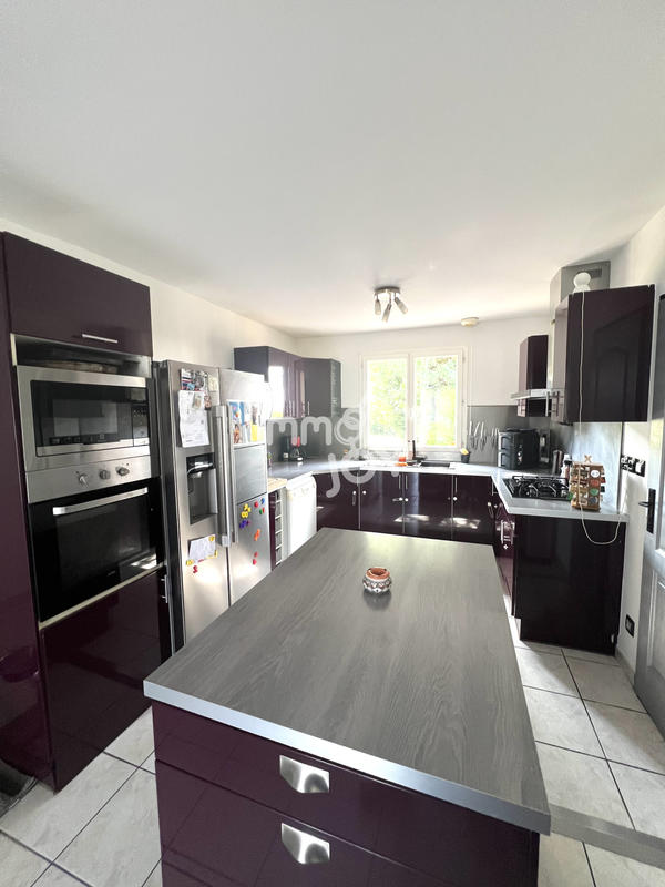 Maison - 163 m² - 5 pièces