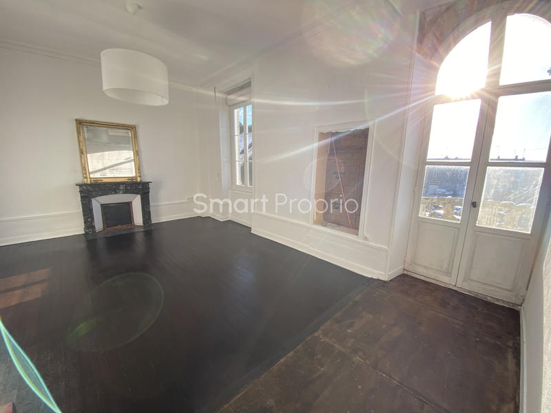 Appartement - 90 m² - 4 pièces