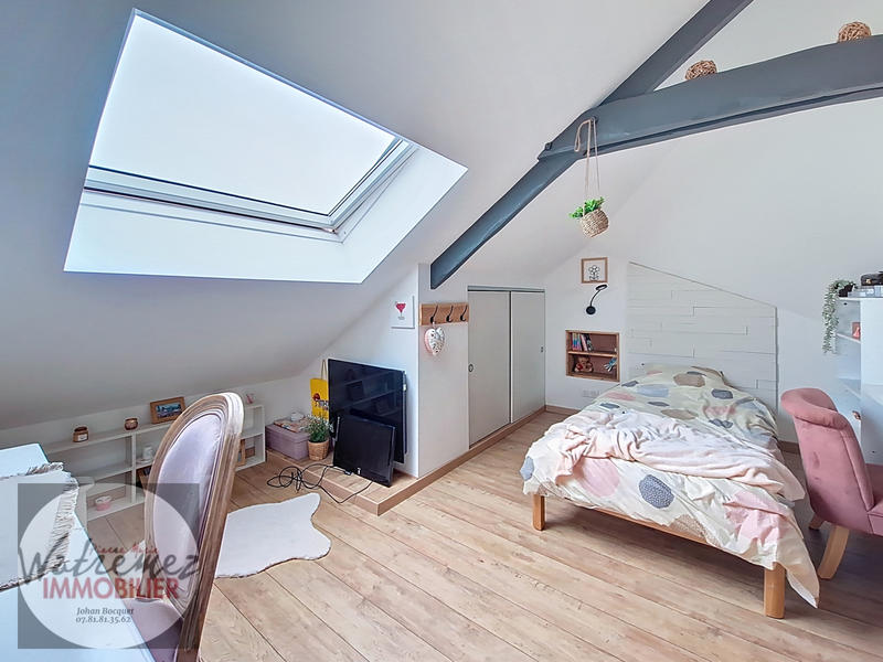 Maison - 185 m² - 7 pièces