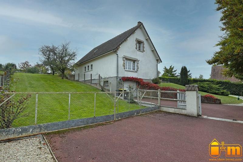 Maison traditionnelle - 140 m² - 6 pièces