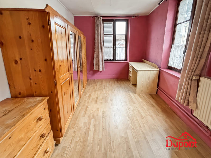 Maison - 75 m² - 5 pièces