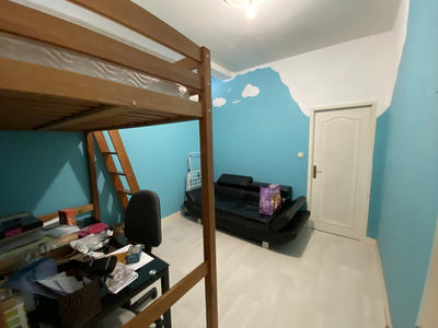 Appartement - 90 m² - 4 pièces