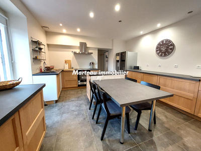 Maison - 123 m² - 7 pièces