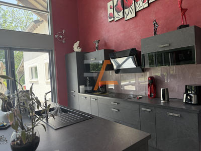 Villa - 220 m² - 7 pièces