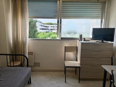 Studio - 18 m² - 1 pièce