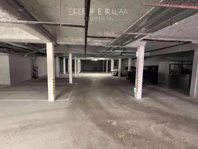 Parking - 592 m²