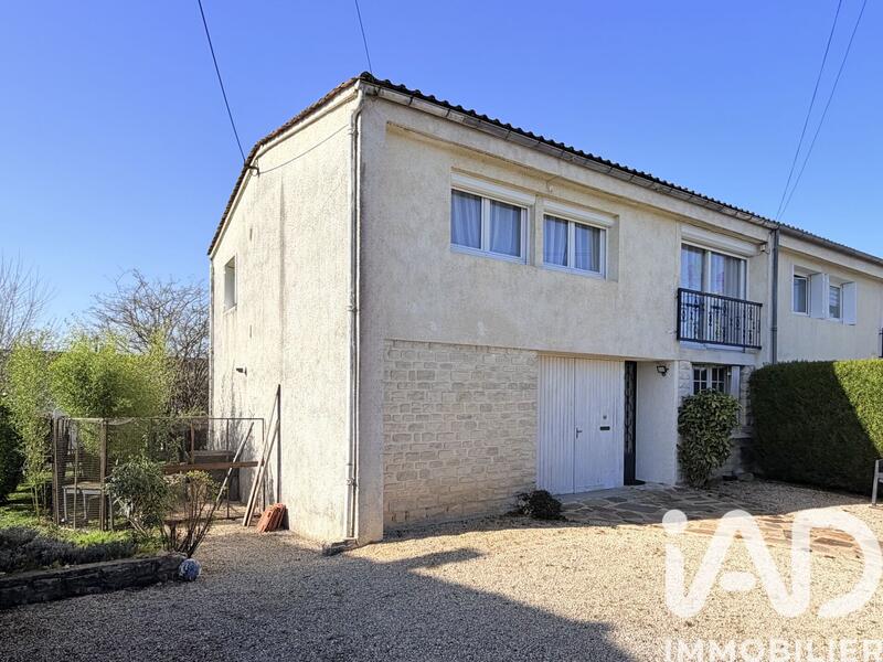 Maison - 90 m² - 4 pièces