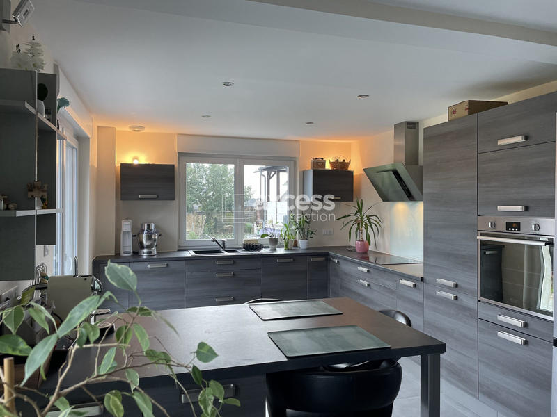 Maison contemporaine - 119 m² - 5 pièces