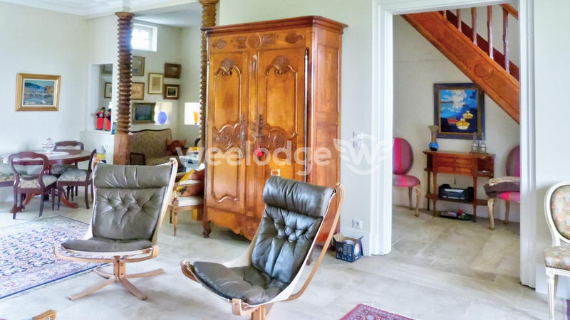 Maison - 400 m² - 14 pièces