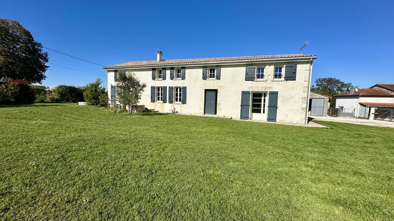 Maison - 186 m² - 7 pièces