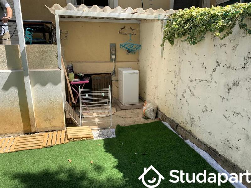 Chambre - 9 m² - 1 pièce