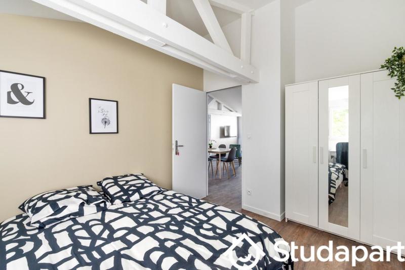 Chambre - 12 m² - 1 pièce