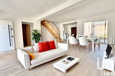 Maison - 106 m² - 5 pièces