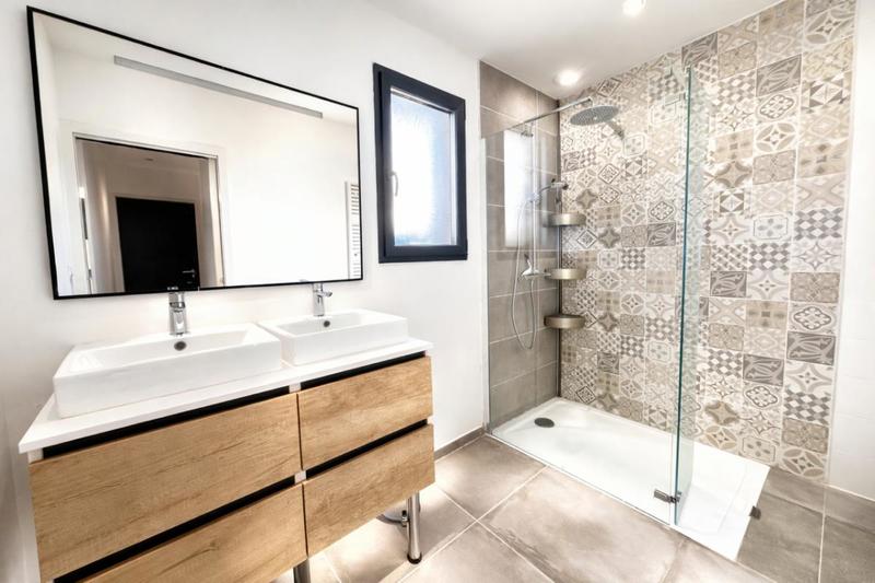 Maison - 174 m² - 8 pièces