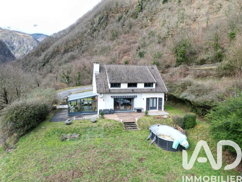 Maison - 186 m² - 6 pièces