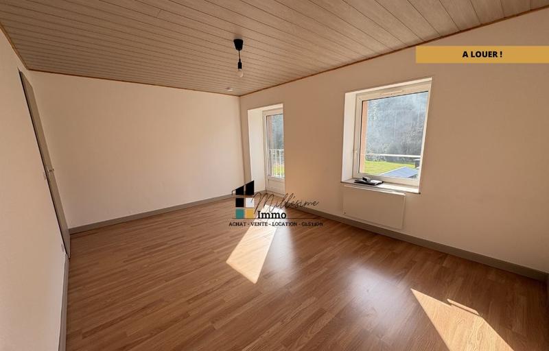 Appartement - 80 m² - 4 pièces