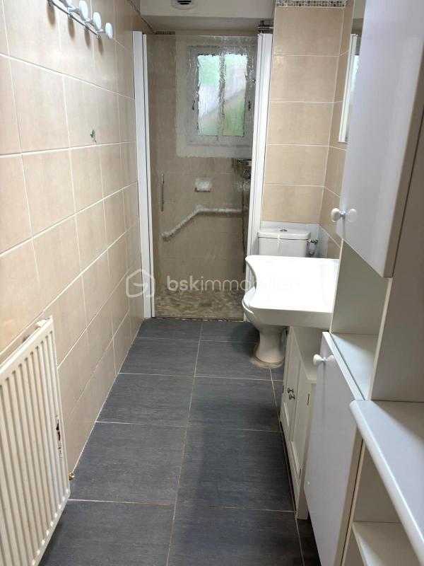 Appartement - 85 m² - 3 pièces