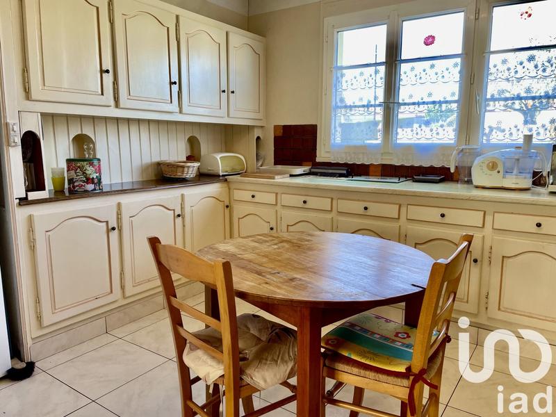 Maison - 180 m² - 8 pièces