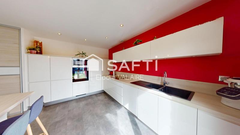 Maison - 142 m² - 6 pièces