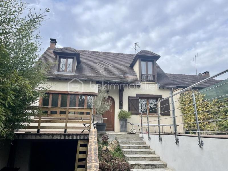 Pavillon - 120 m² - 6 pièces