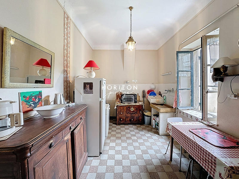 Maison ancienne - 223 m² - 10 pièces