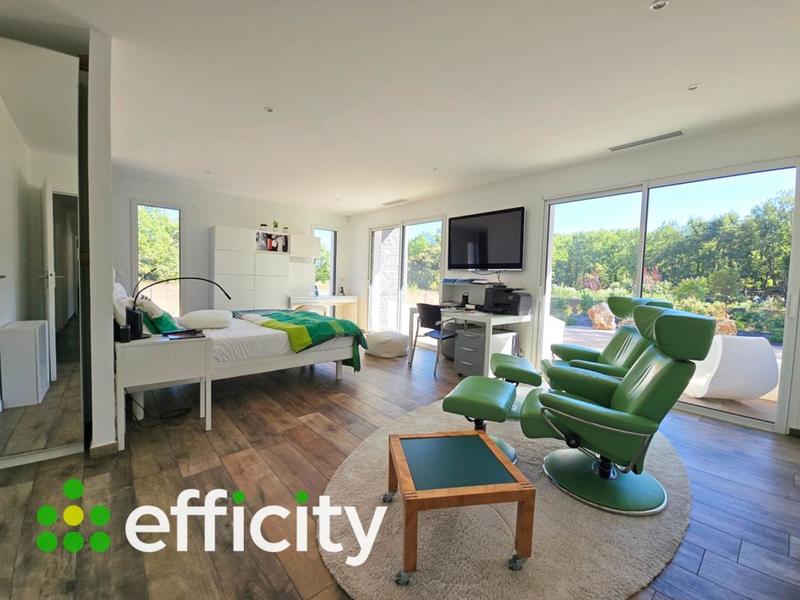 Villa - 203 m² - 5 pièces